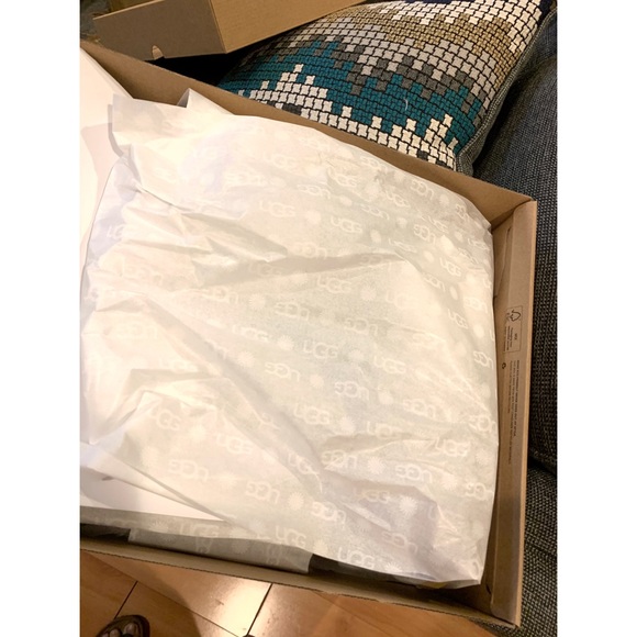 Ugg BAILEY BOW II BOOT - Picture 13 of 14